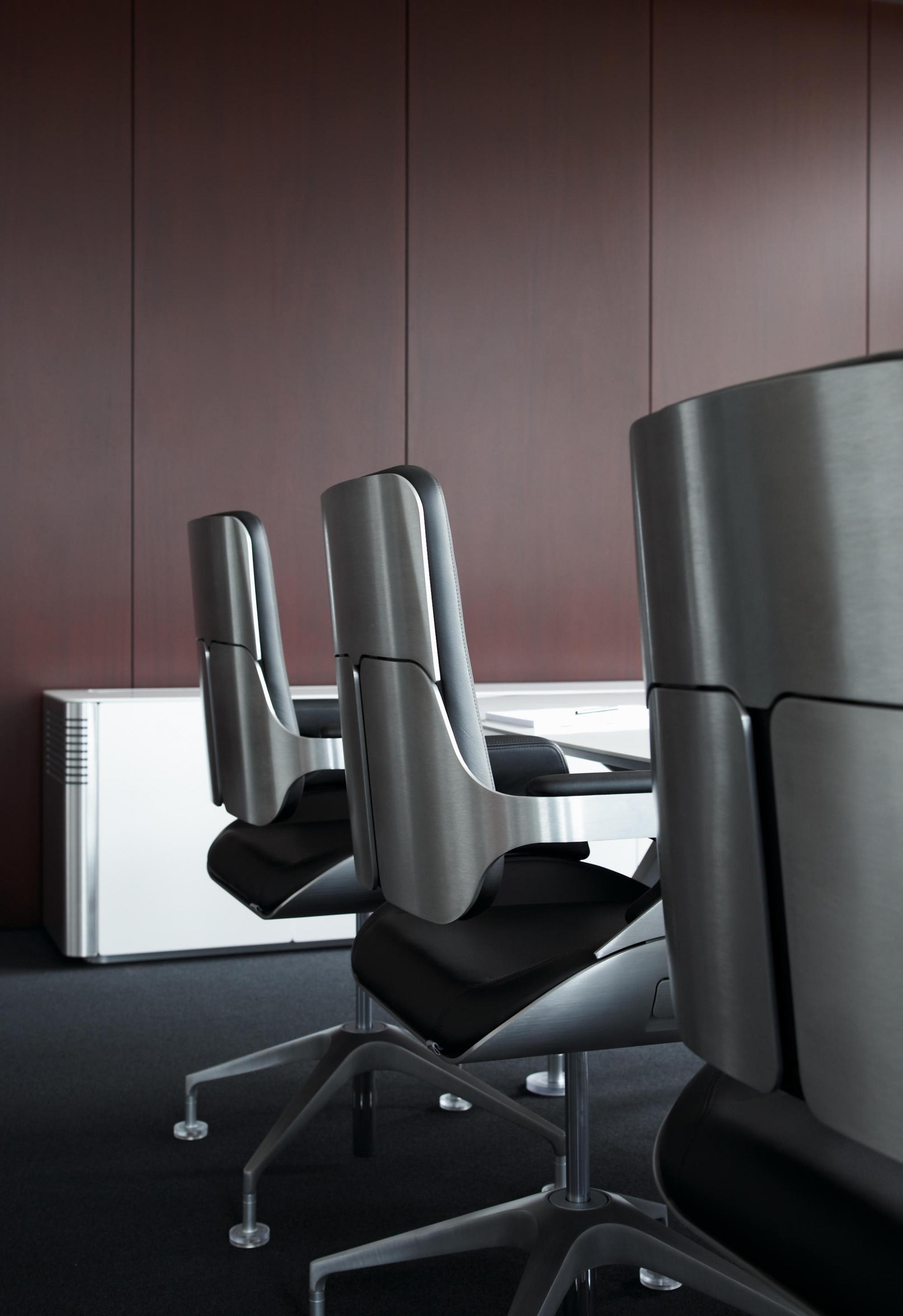 Interstuhl Silver Boardroom Chair