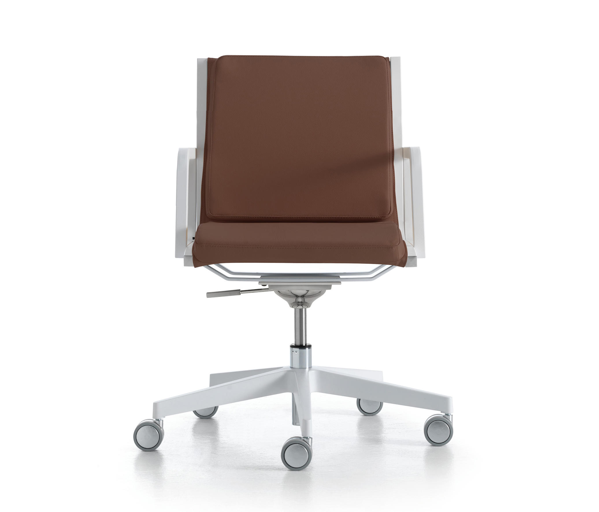 word-executive-chairs-by-quinti-msl-interiors-ltd