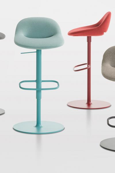 Beso bar stool header2